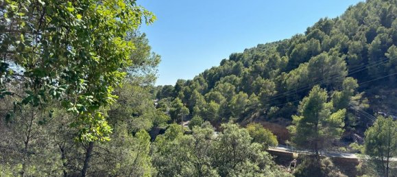 5 bedrooms Villa in Serra, Spain No. 14984 8