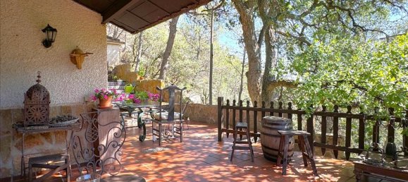 5 bedrooms Villa in Serra, Spain No. 14984 19