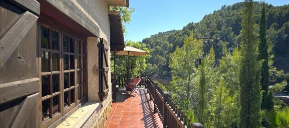 5 bedrooms Villa in Serra, Spain No. 14984 17