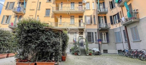 2 bedrooms Apartment in Milan, Italy No. 282300 18