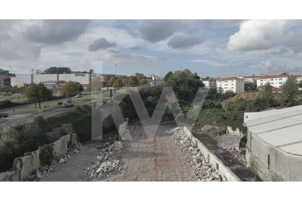  قطعة أرض في Porto, Portugal 5906متر مربع رقم 137677