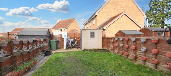 House in Dartford, United Kingdom No. 2255 12