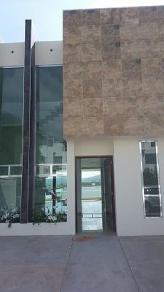 3 bedrooms House in Queretaro, Mexico No. 187904