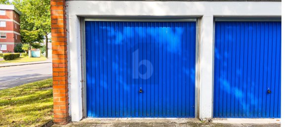 Estacionamiento en Neumunster, Germany No. 324276 2