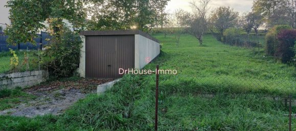 1215m² Land in Pierreville, France No. 48008 2