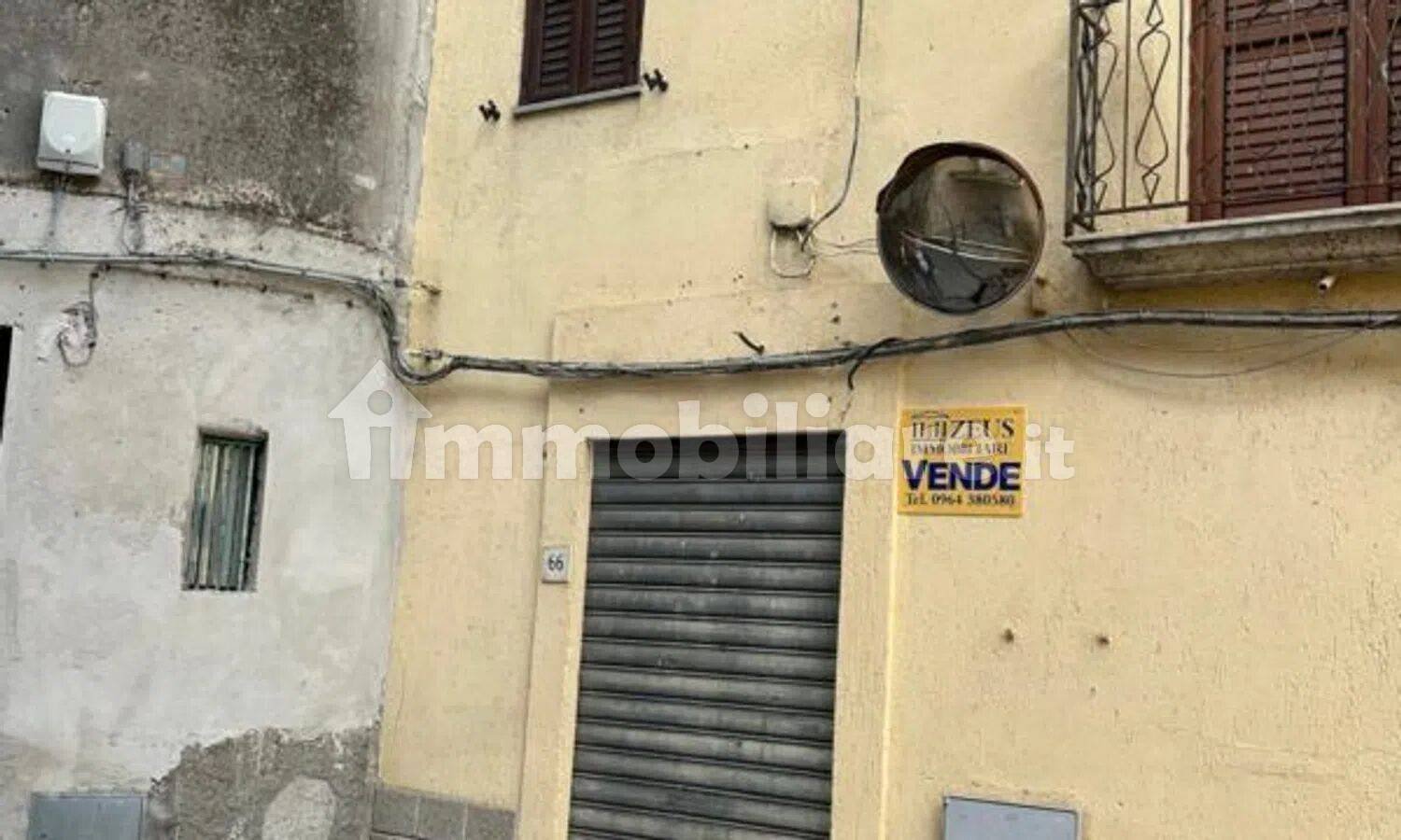  مكتب في Grotteria, Italy 80متر مربع رقم 342996