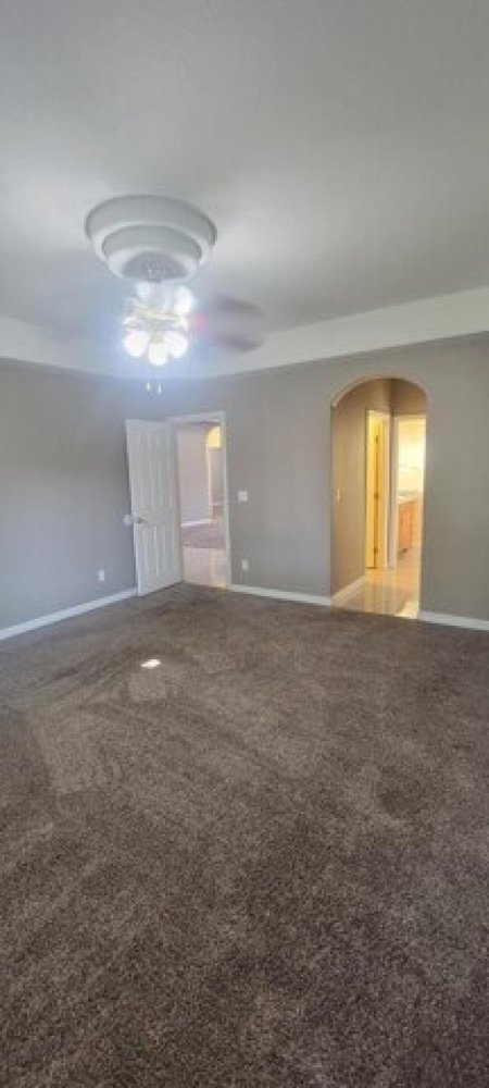 4 Schlafzimmer Haus in Visalia, USA, Nr. 376876