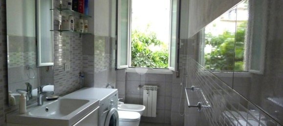 2 Schlafzimmer Wohnung in Chiavari, Italy, Nr. 313339 17