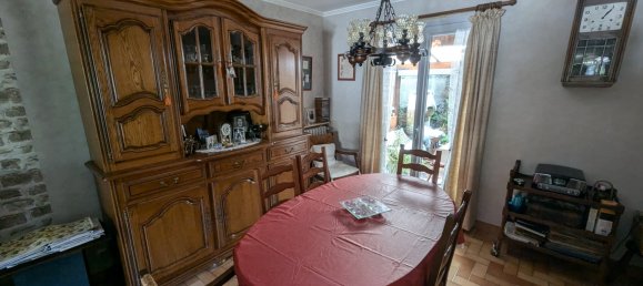 4 غرف نوم منزل في Saint-Cyr-sur-Loire, France رقم 232402 3