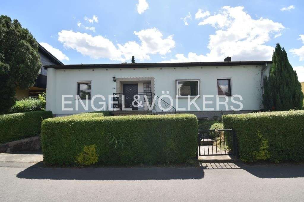 Дом с 5 комнатами в Зале, Германия № 277680