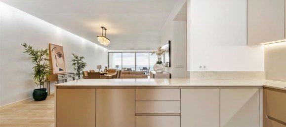 3 bedrooms Apartment in Funchal, Portugal No. 109645 4