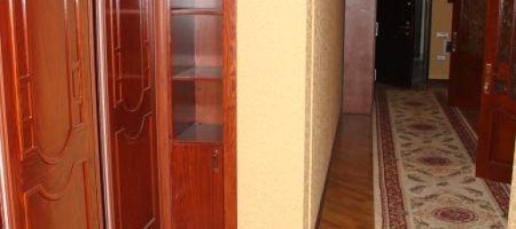 4 Schlafzimmer Wohnung in Baku, Azerbaijan, Nr. 770 8