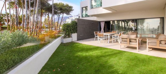 3 bedrooms Townhouse in Estepona, Spain No. 139940 5