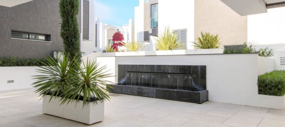 3 bedrooms Townhouse in Estepona, Spain No. 139940 33