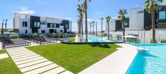 3 bedrooms Townhouse in Estepona, Spain No. 139940 26