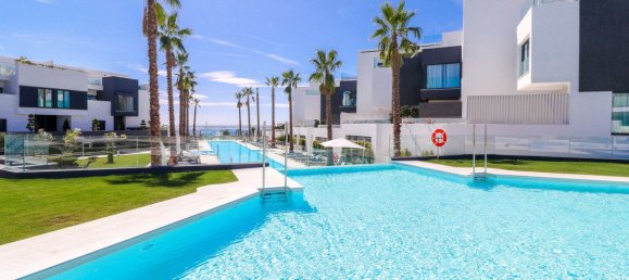 3 bedrooms Townhouse in Estepona, Spain No. 139940 31