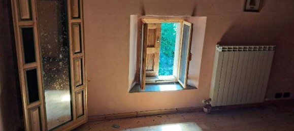 5 bedrooms Villa in Castel d'Aiano, Italy No. 374222 3