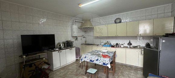 3 bedrooms House in Silvalde, Portugal No. 182264 8