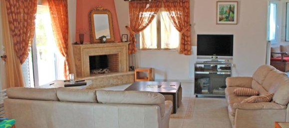 Коммерческая недвижимость с 5 спальнями в Коринф, Коринфия, Пелопоннес, Пелопоннес, Западная Греция и Ионические острова, Греция № 7067 4