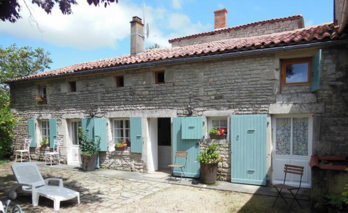 Casa T2 em Souvigne, France N.º 37644
