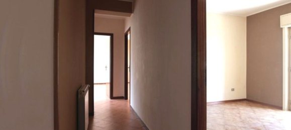 5غرفة شقة في Palermo, Italy رقم 46081 16