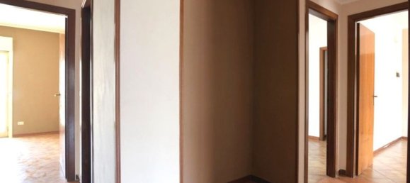 5غرفة شقة في Palermo, Italy رقم 46081 12