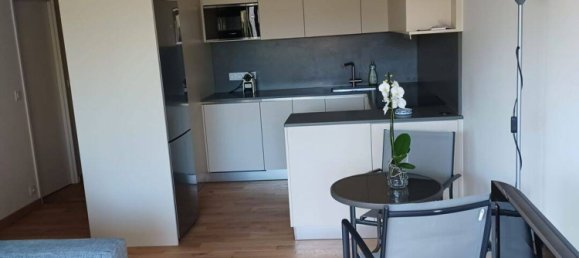 1 bedroom Apartment in Antibes, France No. 328082 3