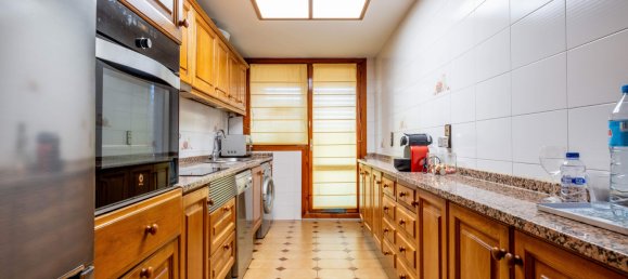 4 bedrooms Apartment in Zaragoza, Spain No. 68164 10