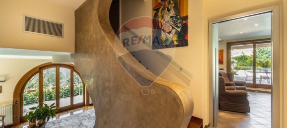 2 Schlafzimmer Villa in Besana in Brianza, Italy, Nr. 327959 11