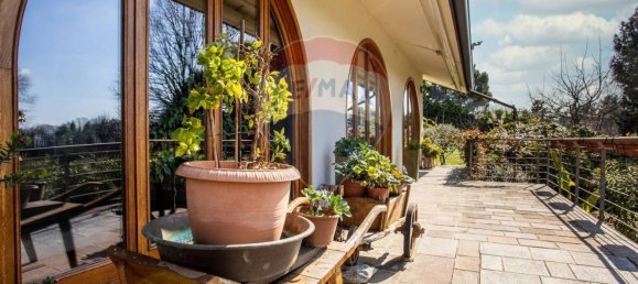 2 Schlafzimmer Villa in Besana in Brianza, Italy, Nr. 327959 6