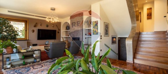 2 Schlafzimmer Villa in Besana in Brianza, Italy, Nr. 327959 10