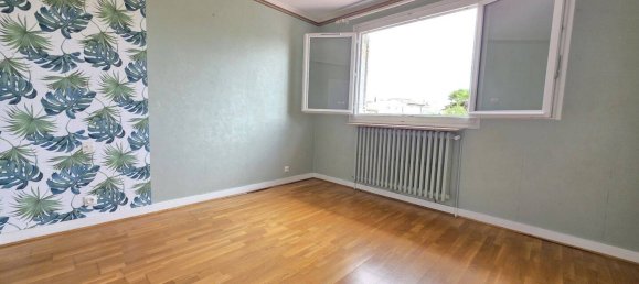 2 bedrooms Villa in Talence, France No. 297802 9