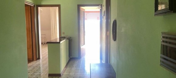 Apartamento de 4 divisões em Terni, Italy N.º 50487 14