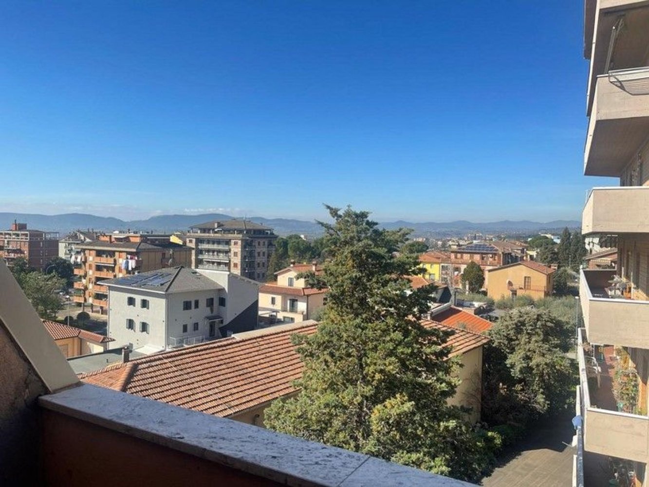 Apartamento de 4 divisões em Terni, Italy N.º 50487