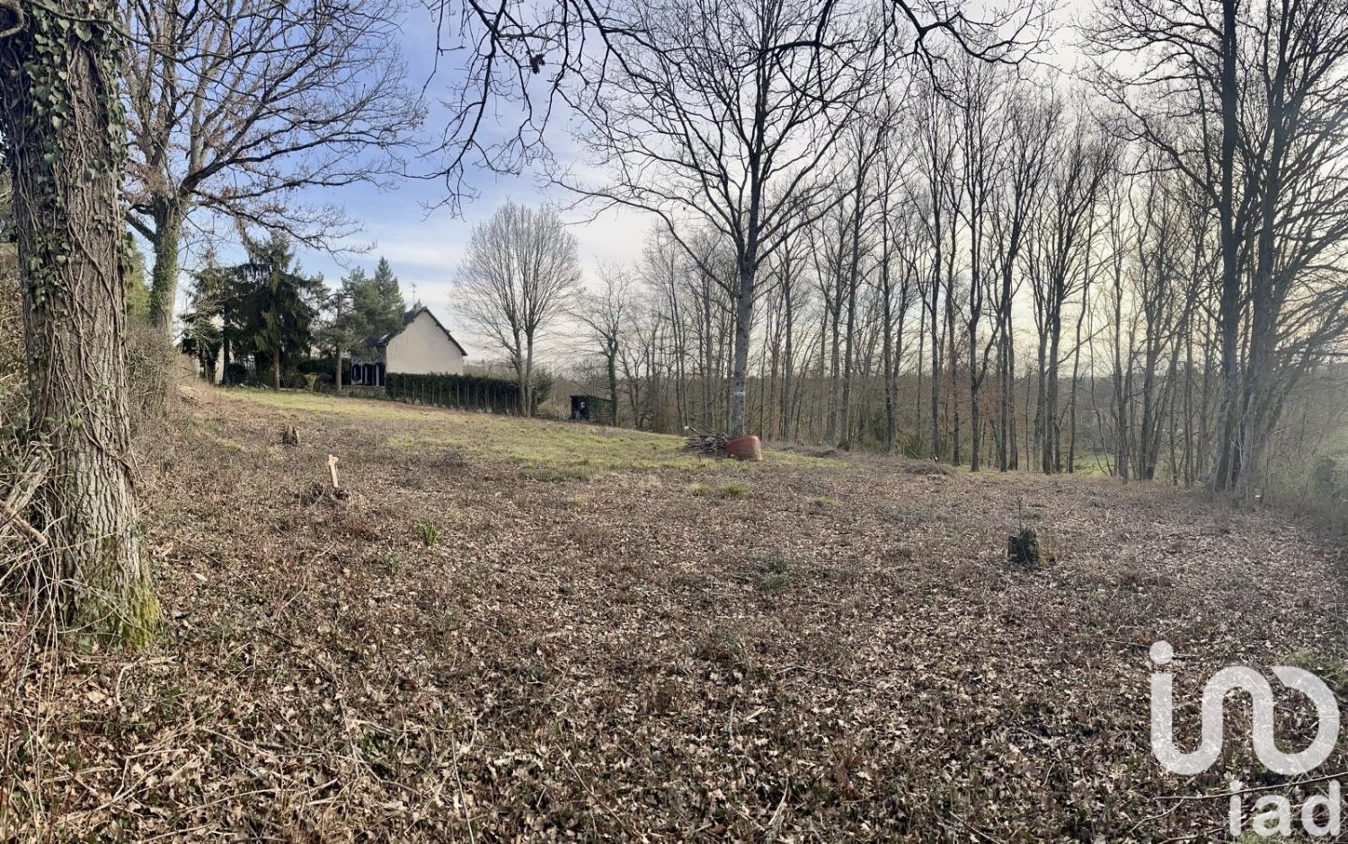 Terreno en Montbouy, France 1065 m² No. 104468