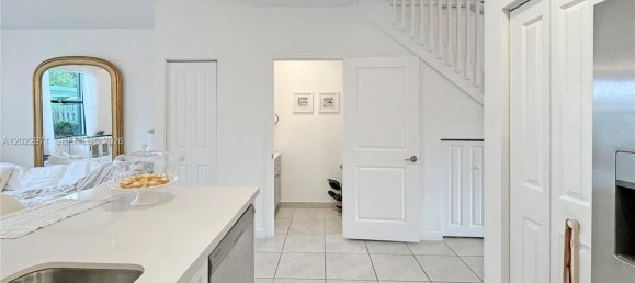3 bedrooms Duplex for rent in Miami, Miami-Dade, Florida, USA № 614916 14