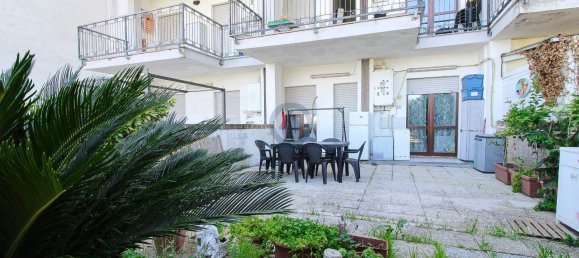 3 rooms Apartment in Tortoreto, Italy No. 181919 5