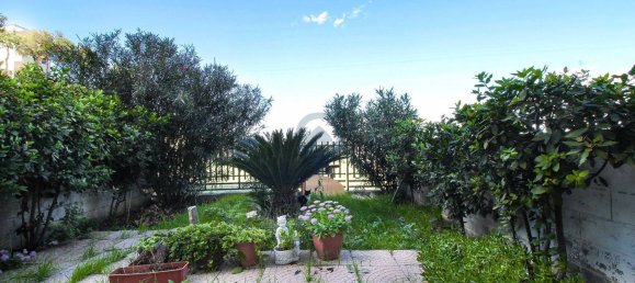 3 rooms Apartment in Tortoreto, Italy No. 181919 2