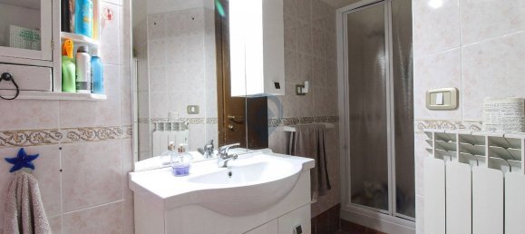 3 rooms Apartment in Tortoreto, Italy No. 181919 15