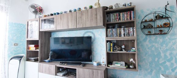 3 rooms Apartment in Tortoreto, Italy No. 181919 9