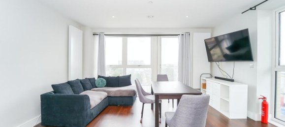 3 bedrooms Apartment in London, United Kingdom No. 14480 13