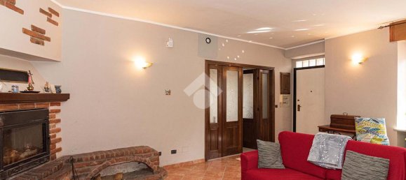 2 bedrooms House in Cirié, Italy No. 322125 14