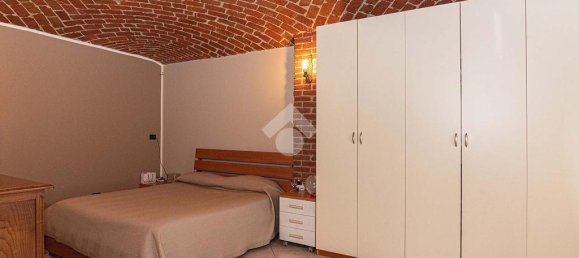 2 bedrooms House in Cirié, Italy No. 322125 12