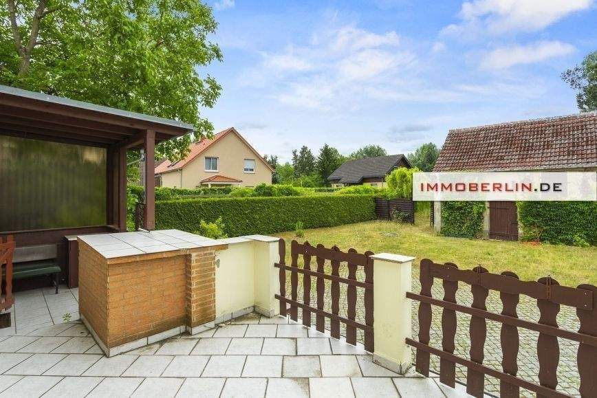 6 rooms House in Potsdam, Germany No. 287633