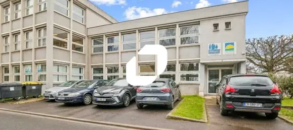 Oficina en Pontoise, France 897 m² No. 302387 12