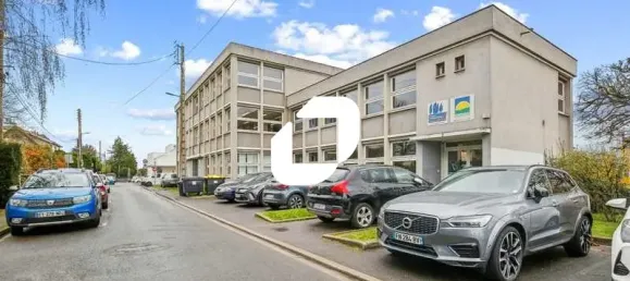 Oficina en Pontoise, France 897 m² No. 302387 11