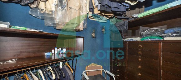 4 bedrooms Apartment in Rome, Italy No. 168925 25