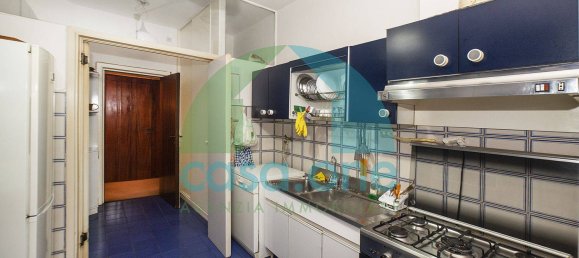 4 bedrooms Apartment in Rome, Italy No. 168925 12