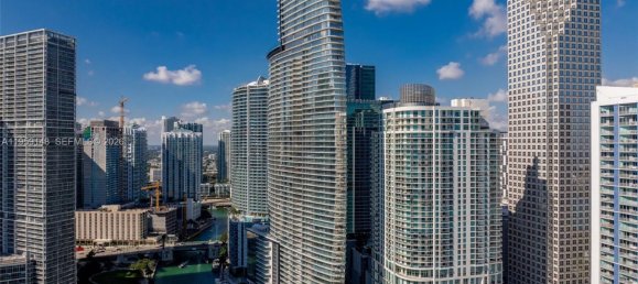 5 bedrooms Commercial property for sale in Miami, Miami-Dade, Florida, USA № 615543 4