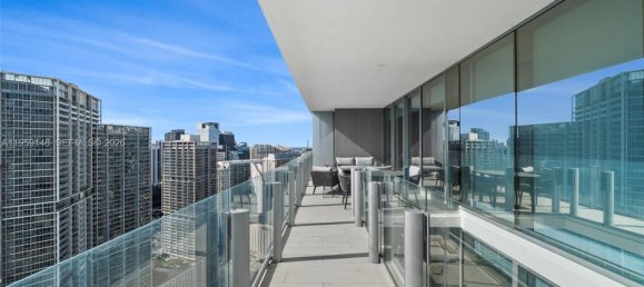 5 bedrooms Commercial property for sale in Miami, Miami-Dade, Florida, USA № 615543 3